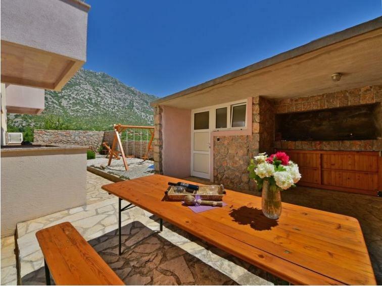 Apartments Golub Cesarica Exterior photo